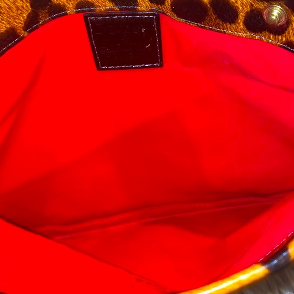 Designer Clutch - Picture 9 of 9